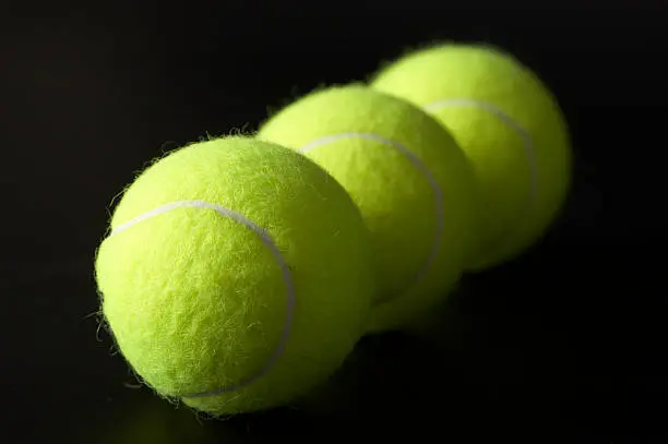 De tennisbolde Sportcompany